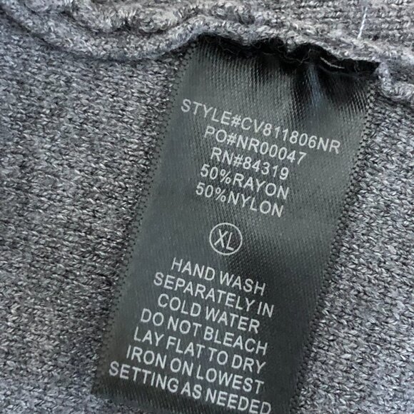 Devotion by Cyrus Cardigan - Picture 6 of 7